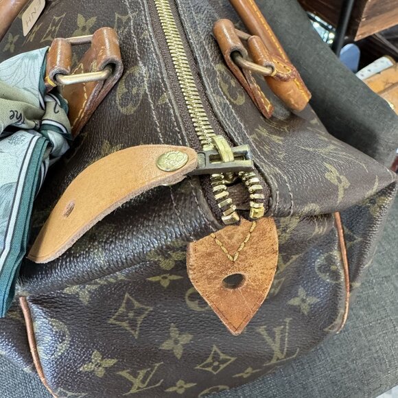 LOUIS VUITTON Vintage Monogram Speedy 30 - Picture 13 of 16